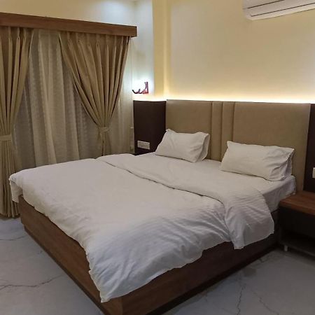 The Banaras Hotel พาราณสี ภายนอก รูปภาพ
