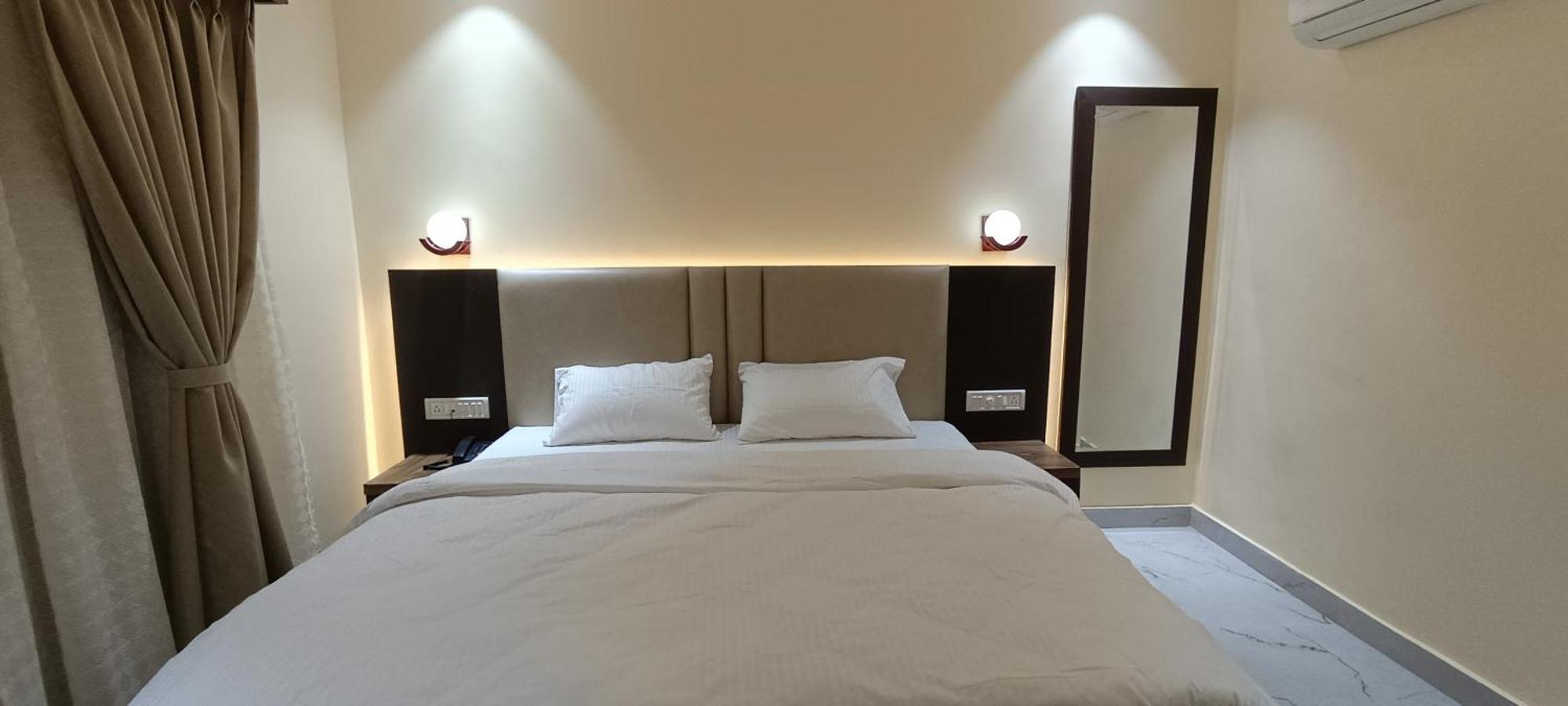 The Banaras Hotel พาราณสี ภายนอก รูปภาพ